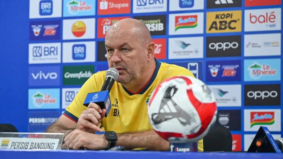 Reuni Panas Persib vs Malut United