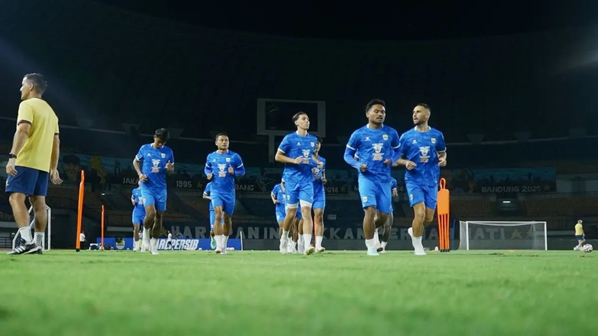 Persib Latihan Malam Hari