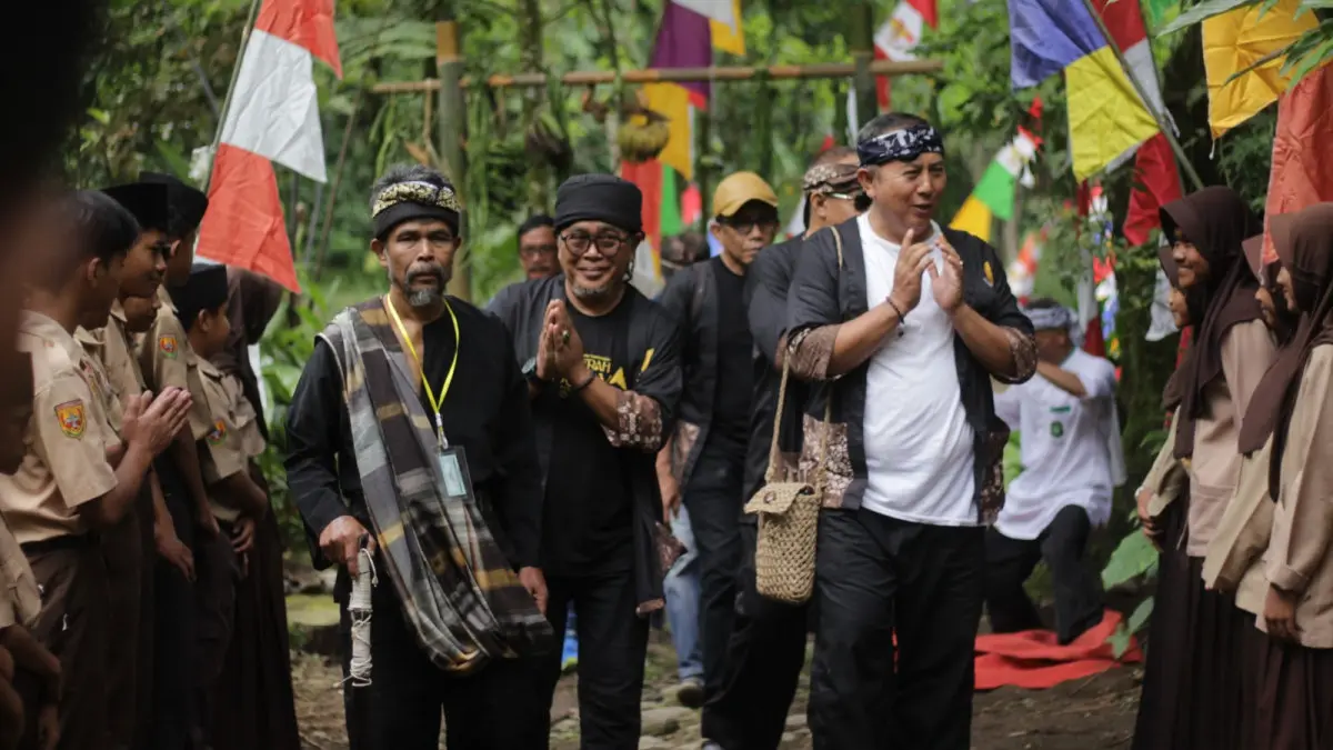 rapat kerja DKKT di Curug Cimedang