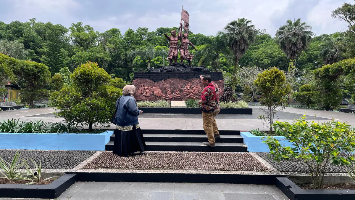 pemeliharaan Alun-Alun Kota Tasikmalaya Rp30 juta