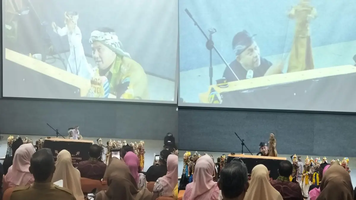 Diky Candra jadi dalang wayang golek di Musrenbang Kota Tasikmalaya