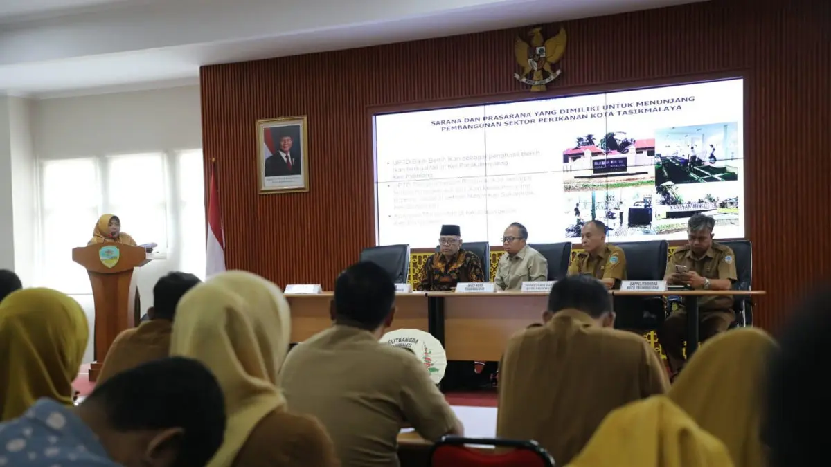 Sawah Dikepung Lapangan Padel, Perpres LP2B Jadi Ujian Nyali Pemkot Kota Tasikmalaya dampak Perpres LP2B terhadap pembangunan Kota Tasikmalaya