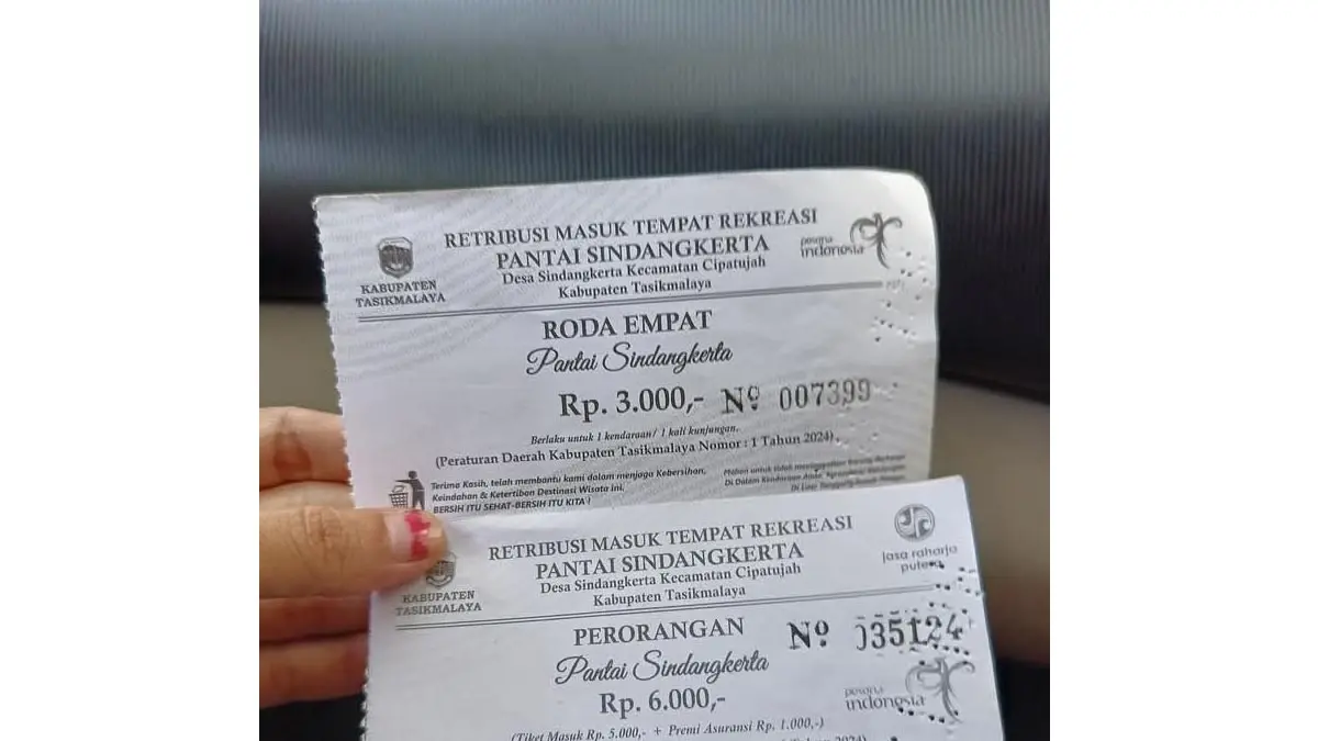 Keluhan Tarif Masuk Pantai Sindangkerta Tasikmalaya Viral di Medsos, Warga Soroti Ketidaksesuaian Retribusi retribusi wisata