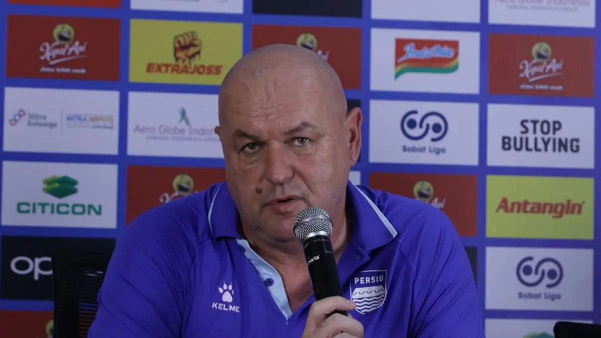 Bojan Hodak Puasa Bicara Usai Persib Ditahan Imbang Persebaya