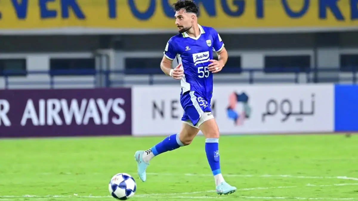 Frans Putro Tinggalkan Persib Bandung untuk Bergabung dengan Tim Ini