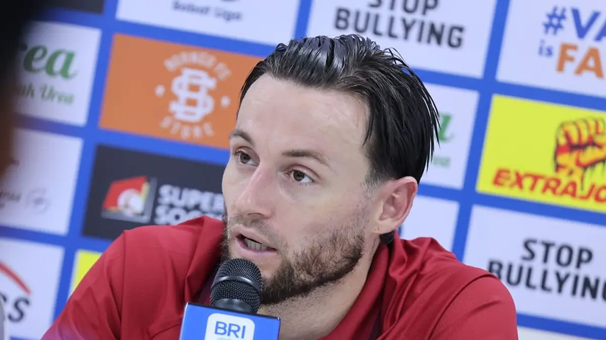 Kapten Persib Marc Klok Menjanjikan Perbaikan saat Melawan Semen Padang