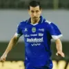 Bojan Hodak Coret Thom Haye dari Skuad Persib Bandung