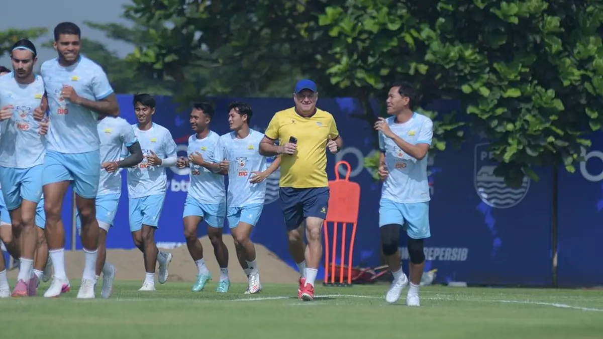 Bojan Hodak Mendukung 2 Bintang Persib Beckham Putra dan Eliano Reijnders di Timnas Indonesia Bojan Hodak Mendukung 2 Bintang Persib Beckham Putra dan Eliano Reijnders di Timnas Indonesia