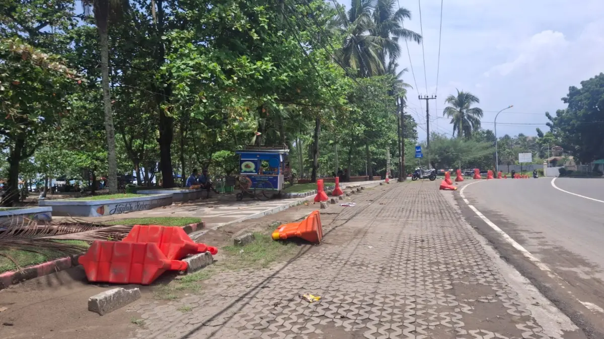Parkir wisata pantai pangandaran
