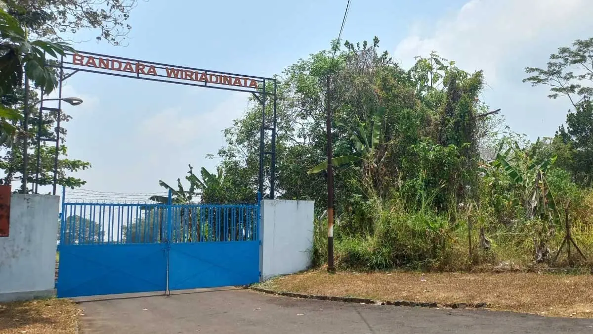 Bandara Wiriadinata