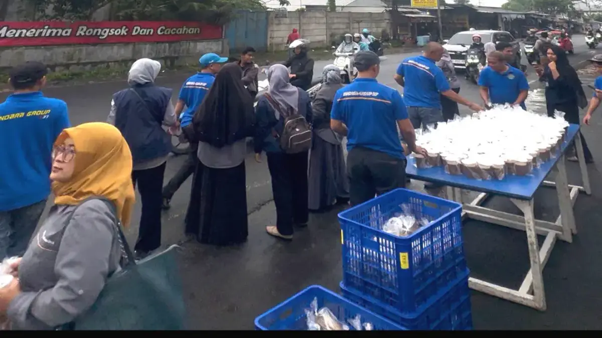 pembagian 1000 kolak Radar Tasikmalaya Ramadan 2026