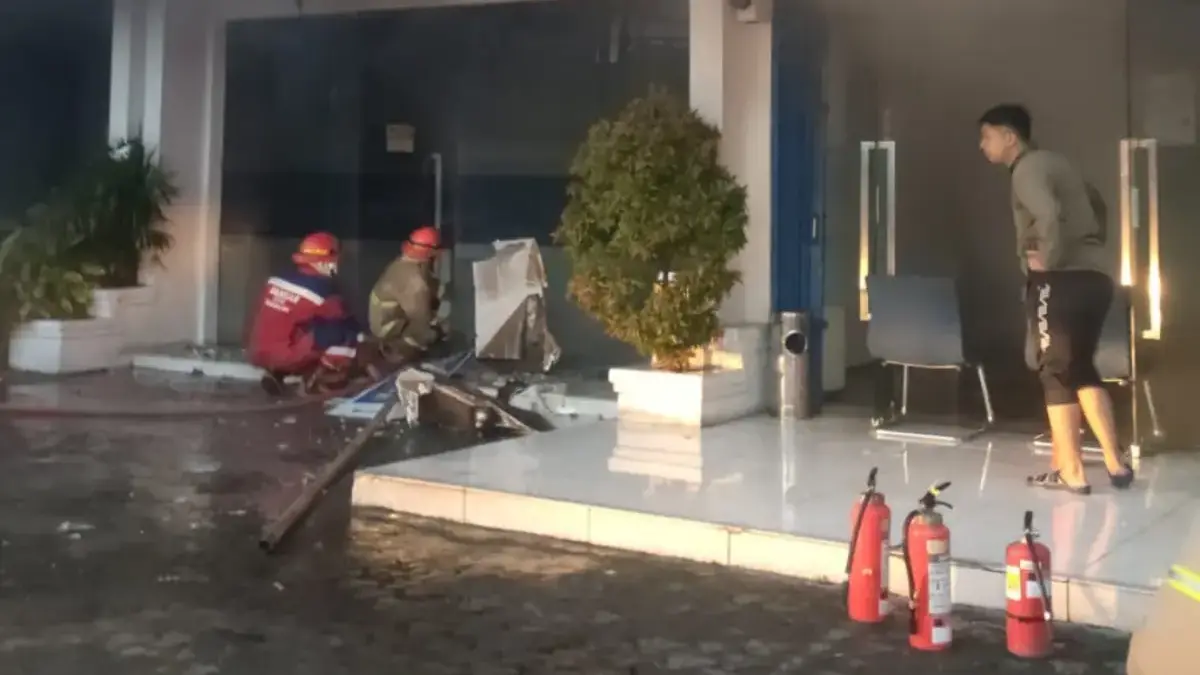 kebakaran mesin ATM Bank Mandiri di Kota Tasikmalaya