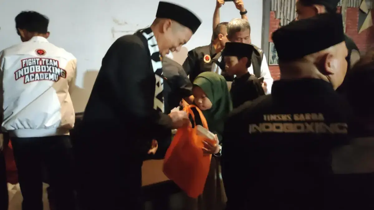 santunan anak yatim di Kota Tasikmalaya oleh komunitas Indoboxing