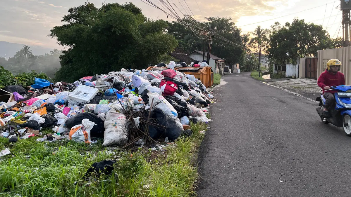 masalah sampah di Kota Tasikmalaya masih dikeluhkan warga