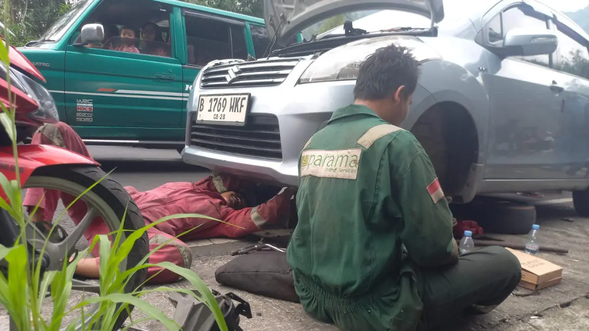 kendaraan mogok Tanjakan Gentong Tasikmalaya