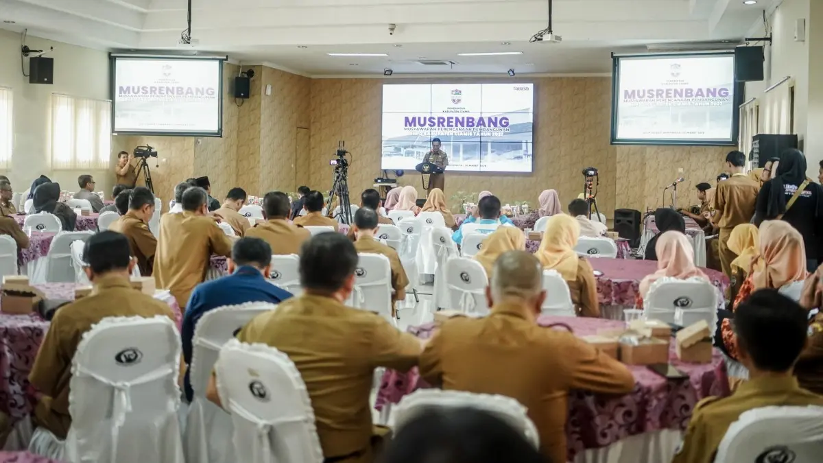 Keterbatasan Fiskal, Bupati Herdiat Sunarya Ajak Masyarakat Kolaborasi Bangun Ciamis Bupati Ciamis Herdiat Sunarya