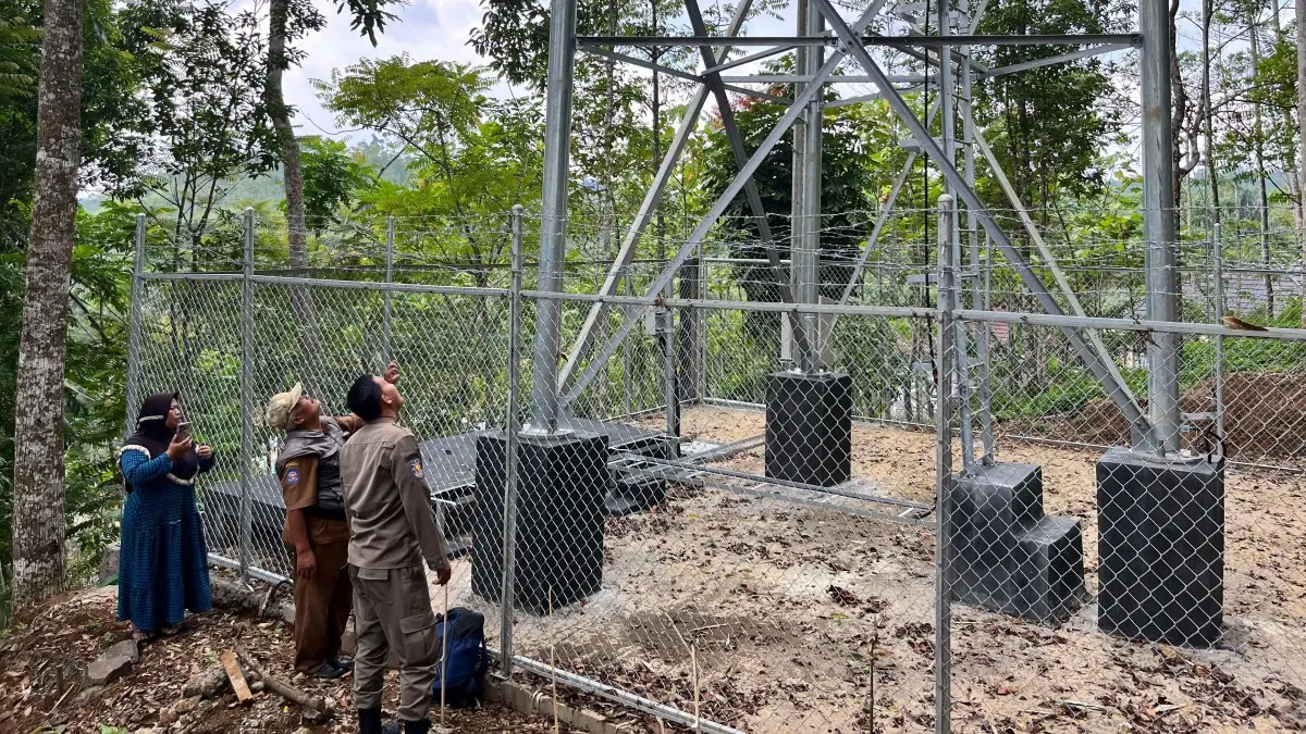 Menara Telekomunikasi Tanpa Izin Tetap Berdiri, Camat Sodonghilir Tasikmalaya Geram Tower Ilegal di Sodonghilir Tasiksmalaya