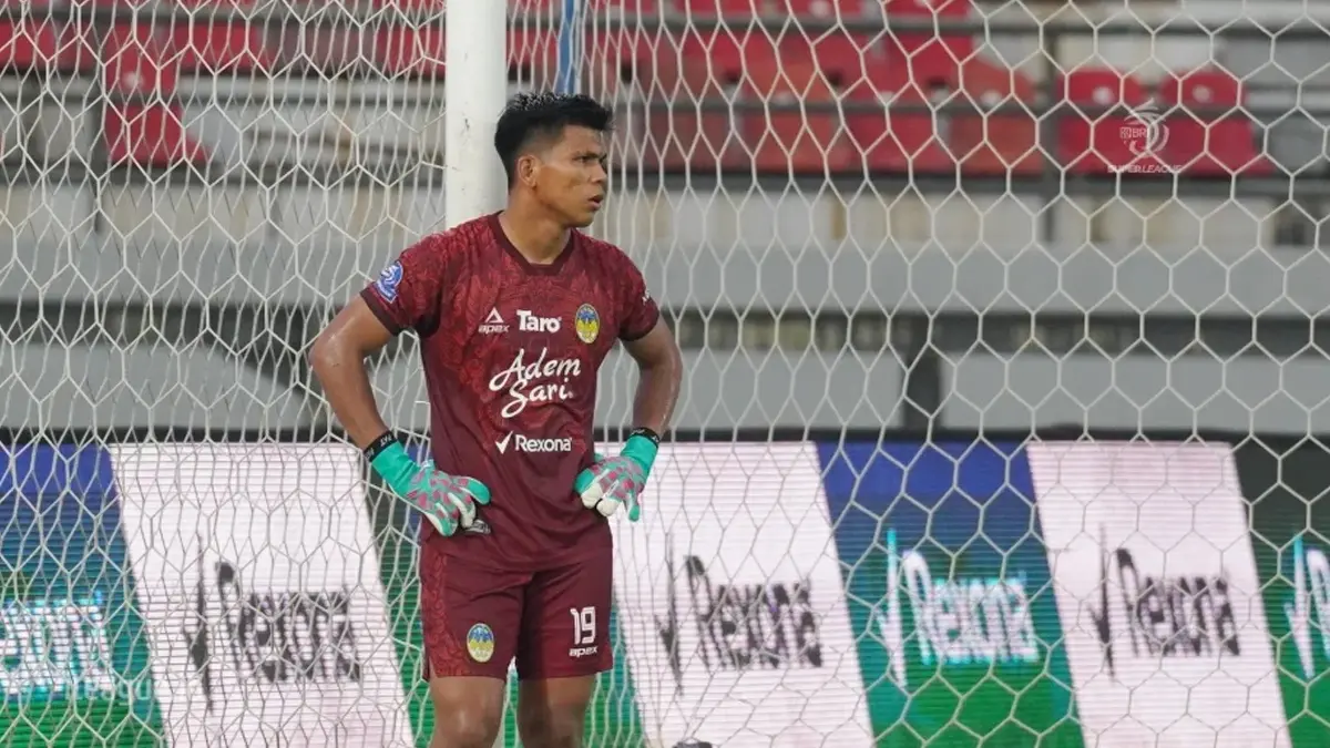 Aksi Heroik Kiper PSIM Ini Gagalkan Kemenangan Persija