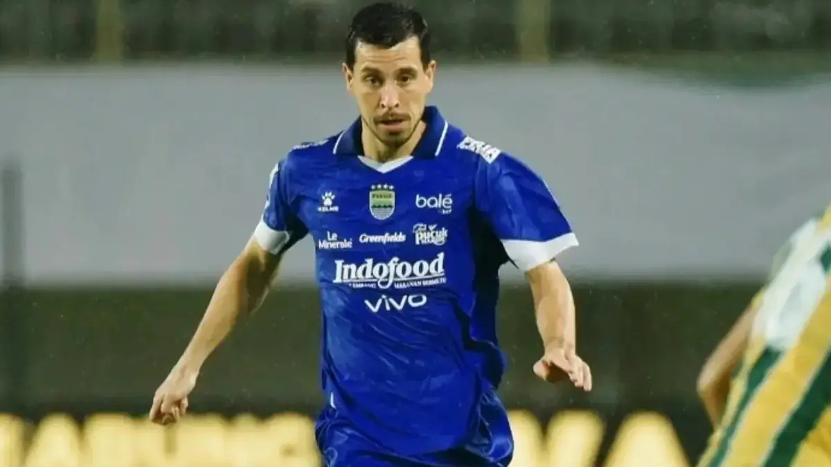 Thom Haye Pastikan Persib Siap Tempur Lawan Semen Padang