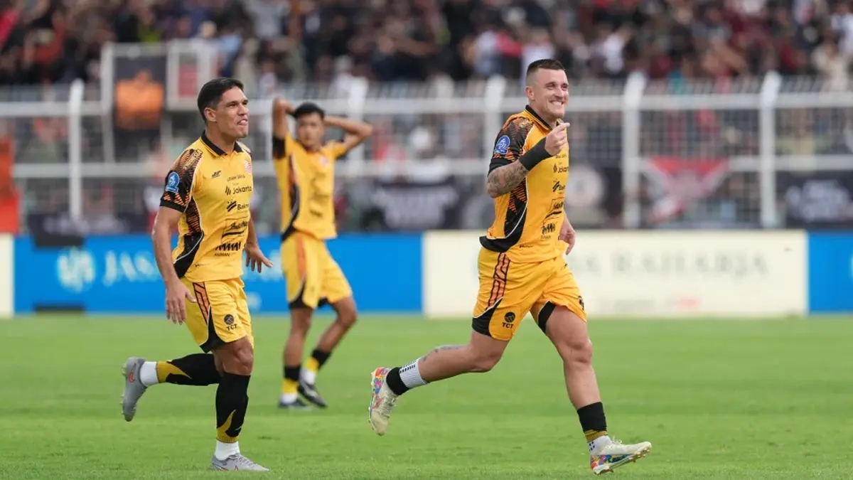 Persija Belum Mau Menyerah