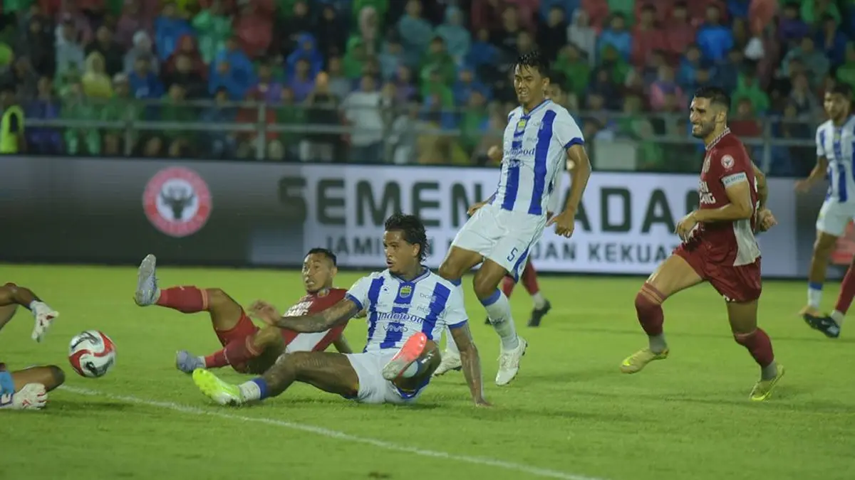Mental Juara Persib Tak Tertandingi, Saat Persija Tersungkur di Lampung, Persib Berjaya di Padang di Kandang Mental Juara Persib Tak Tertandingi