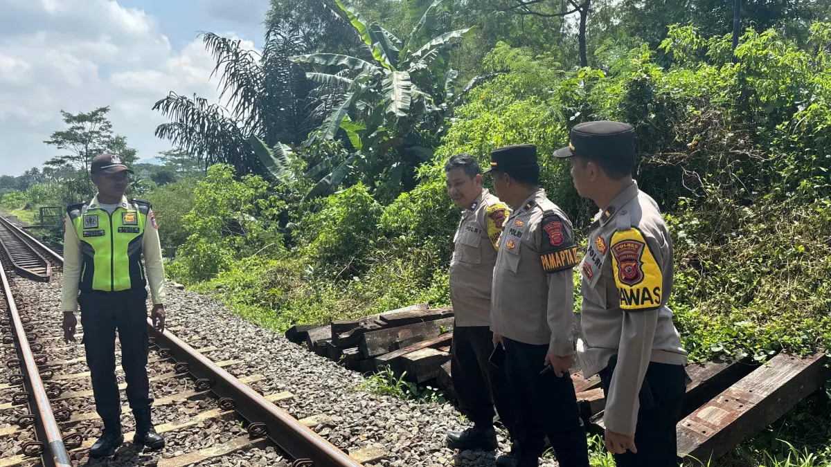 kecelakaan bocah tertabrak kereta di Tasikmalaya