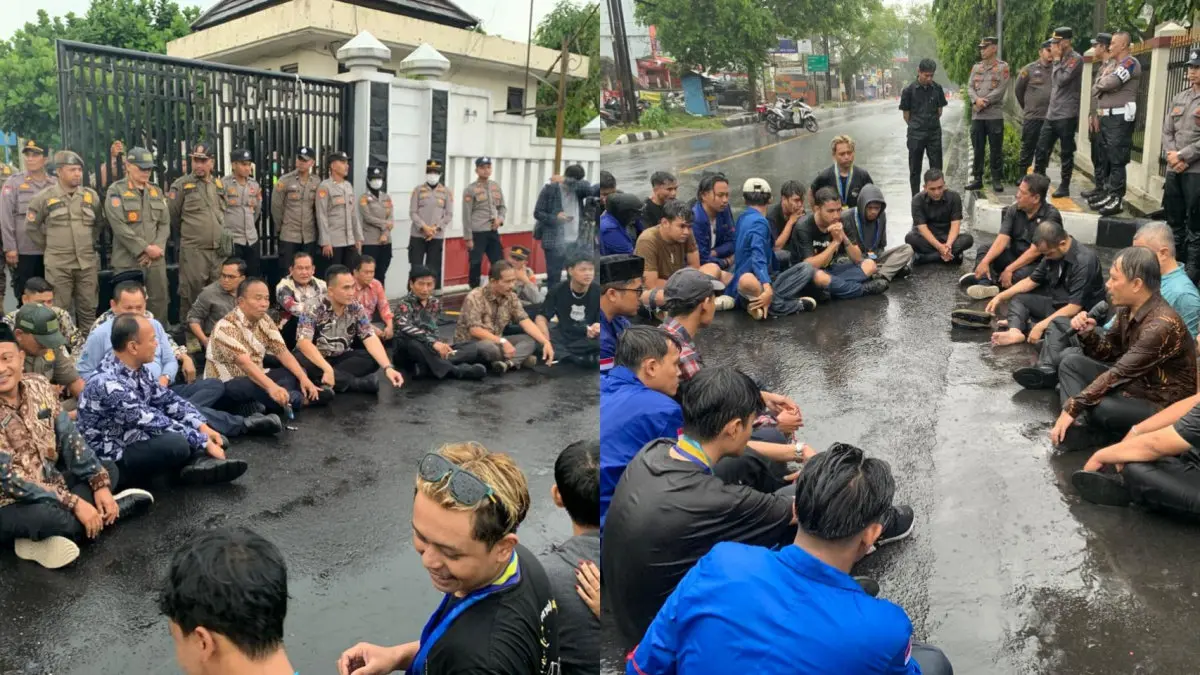 Kota Tasikmalaya Disentil PMII: Sinergi Pemkot-DPRD Tumpul, Banjir dan Pajak Disorot aksi PMII Kota Tasikmalaya di DPRD dan Bale Kota