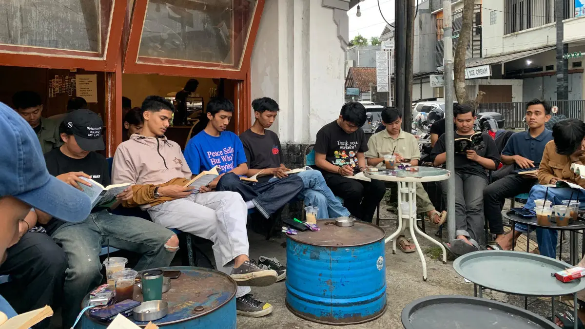 Sepi Gagasan di Kota Tasikmalaya? Komunitas Akar Pohon Gugat Pendidikan Kritis komunitas literasi Kota Tasikmalaya