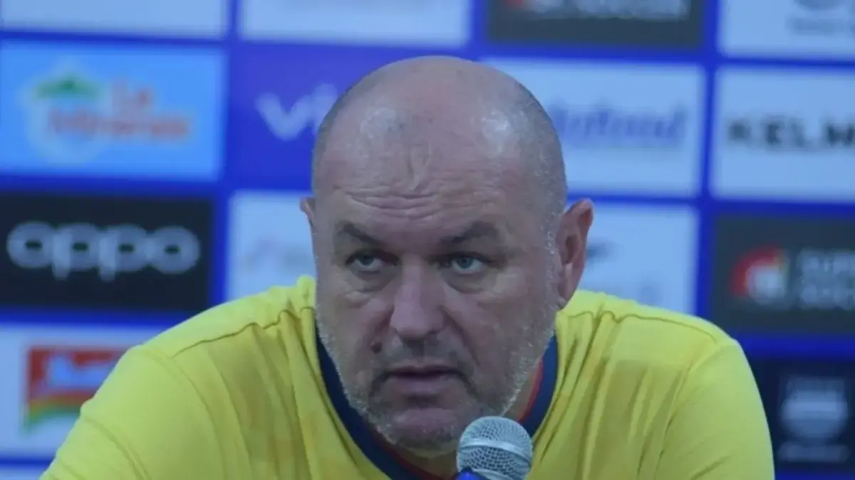 Bojan Hodak Ingin Pertahankan Catatan Kemenangan di Kandang pada Laga Persib vs Bali United Bojan Hodak