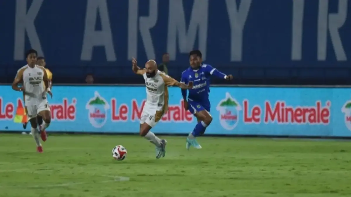 Pertandingan Dewa United vs Persib