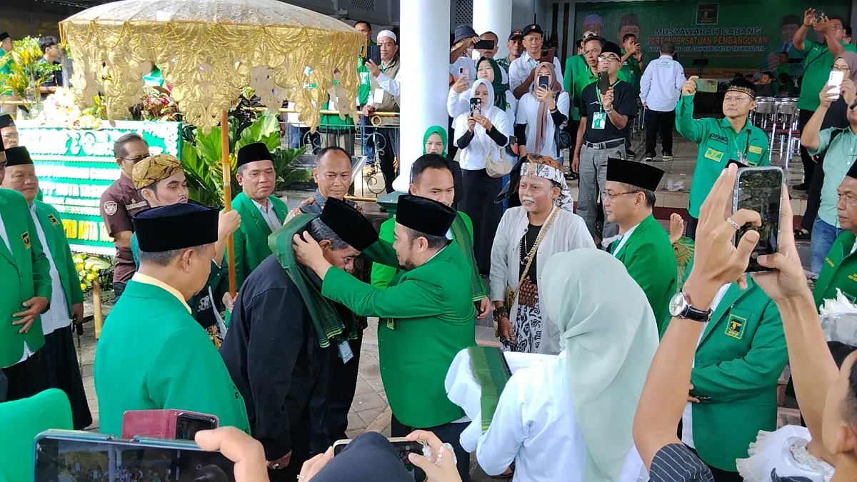 konflik internal PPP pusat hingga daerah