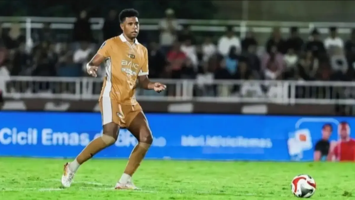 Bek Dewa United Brian Fatari