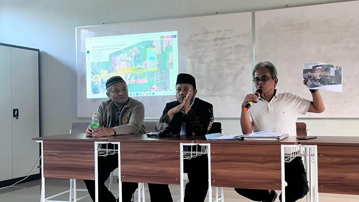 akses jalan SMA Negeri 11 Tasikmalaya belum terealisasi