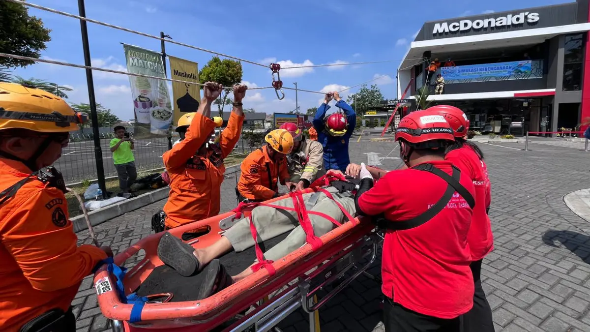 simulasi bencana inklusif