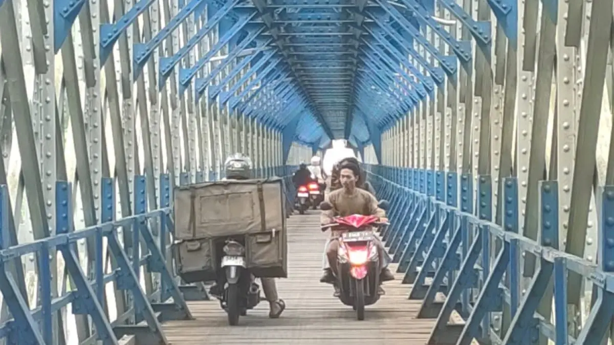 Jembatan Cirahong