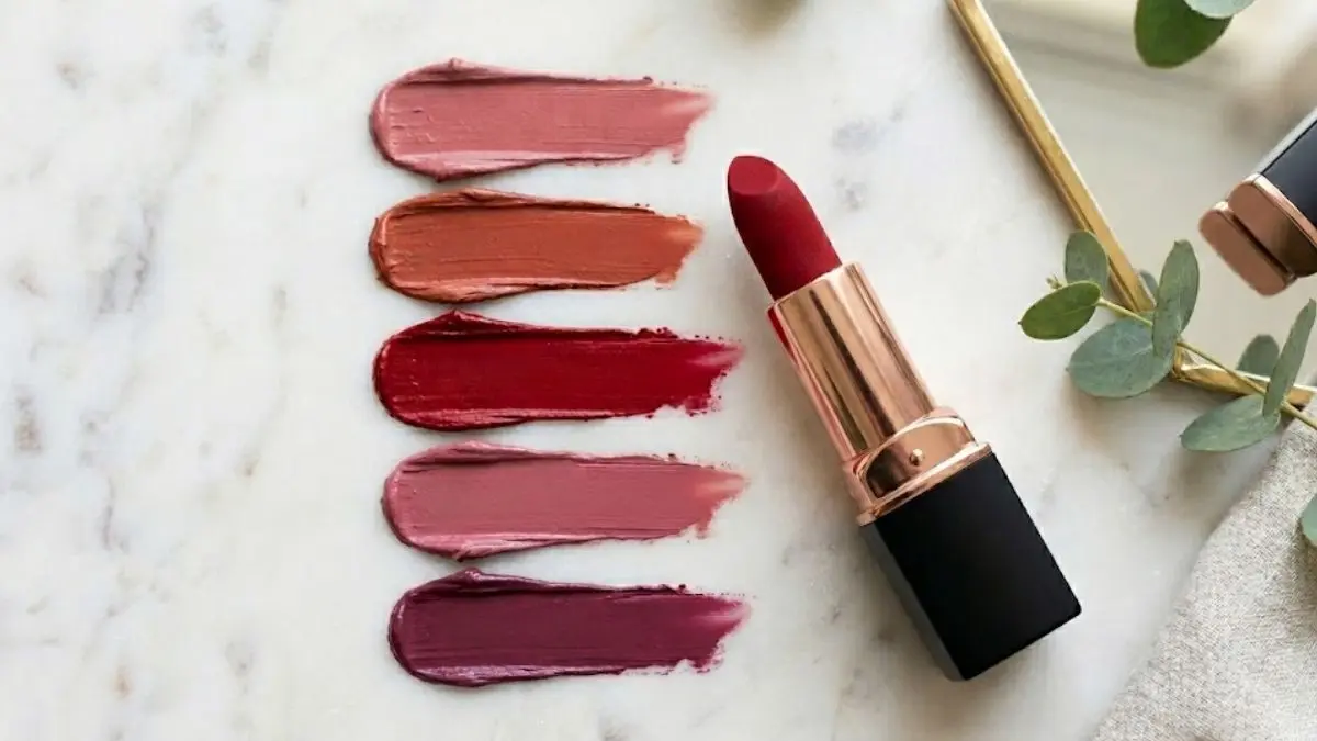 Lipstik untuk Bibir Kering