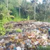 sampah pantai padasari pangandaran