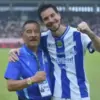 Syukuran Juara Persib 2025-2026 di Rumah H Umuh Muchtar Diserbu Bobotoh