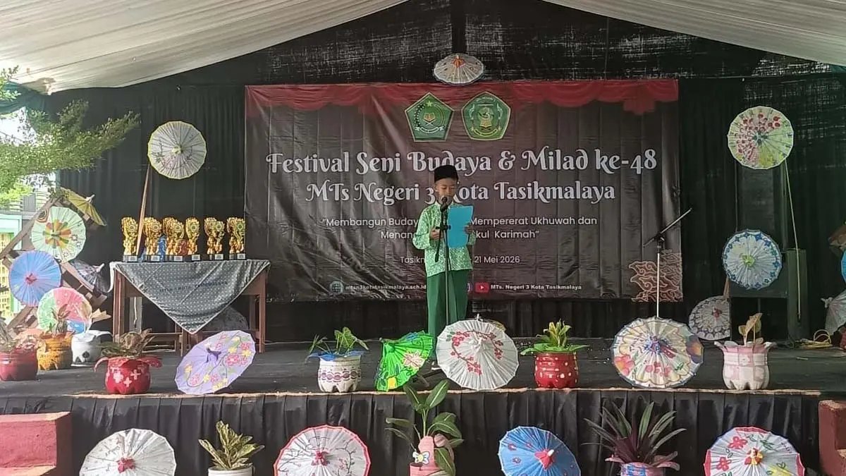 Milad Ke-48, MTsN 3 Kota Tasikmalaya Gelar Festival Budaya dan Luncurkan Batik Khas Madrasah mtsn 3 kota tasikmalaya