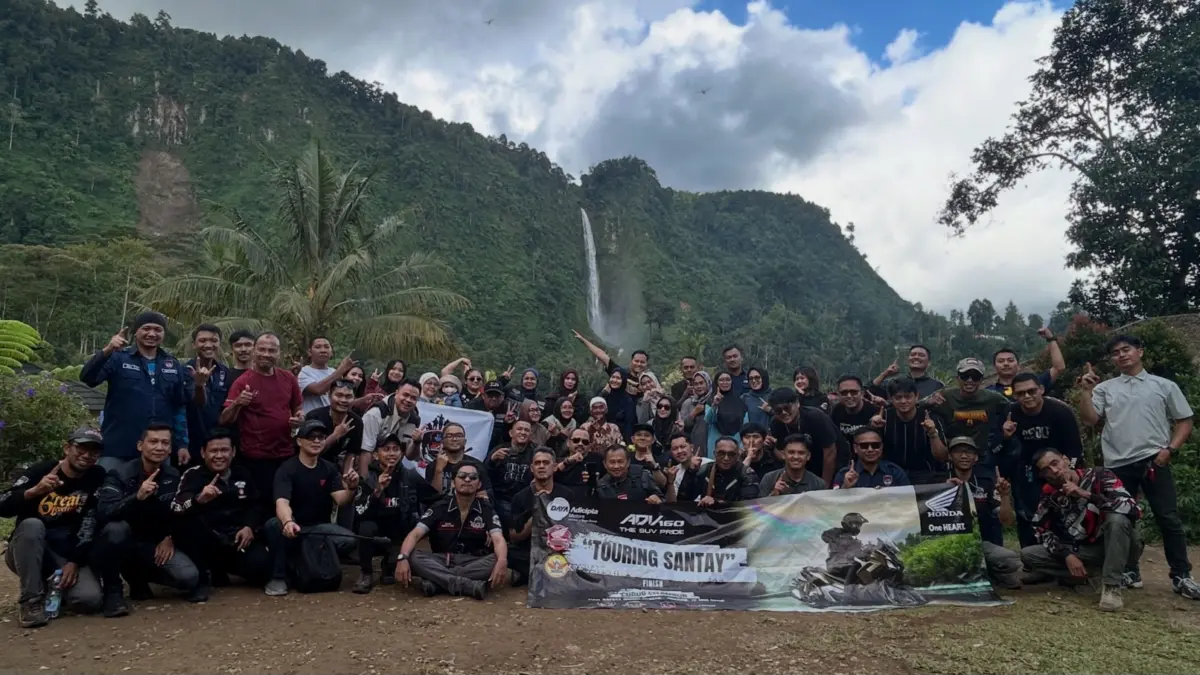 Kompak! Puluhan Rider Honda ADV Taklukkan Jalur Pegunungan Menuju Curug Citambur Rider Honda ADV