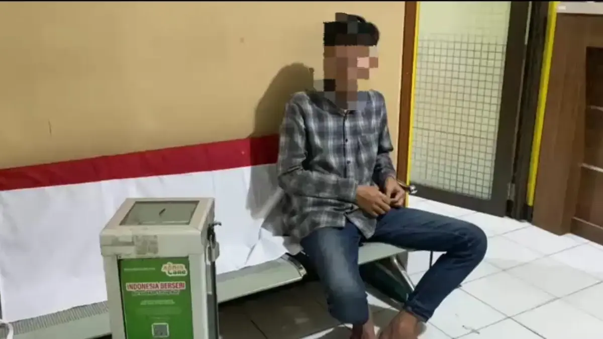 percobaan pembobolan kotak amal masjid di Tasikmalaya