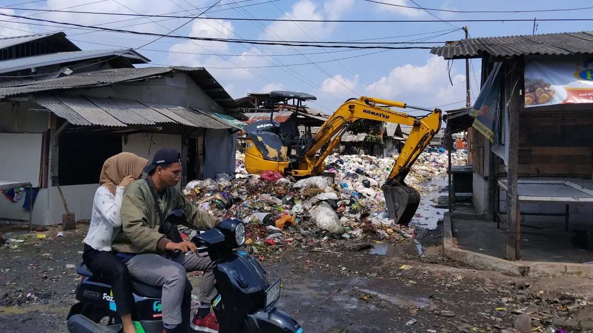 sampah menggunung di Kota Tasikmalaya