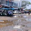 kenaikan retribusi Pasar Cikurubuk