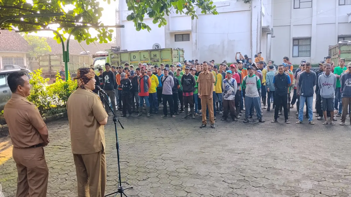 nasib sukwan pengangkut sampah Kota Tasikmalaya