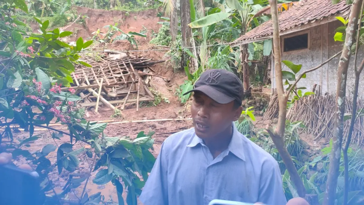 Firasat Longsor di Ciamis Kuat, Abun Selamatkan Istri dan Anaknya sebelum Rumah Rata dengan Tanah longsor di ciamis