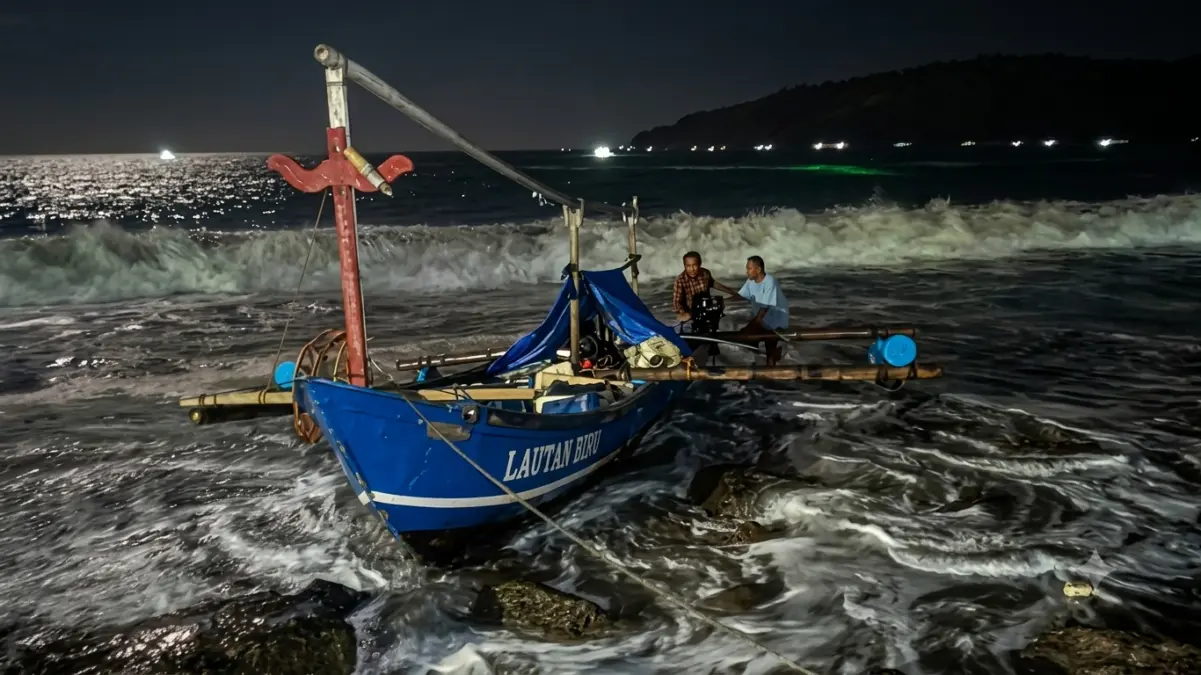 nelayan meninggal, perahu tanpa awak pangandaran
