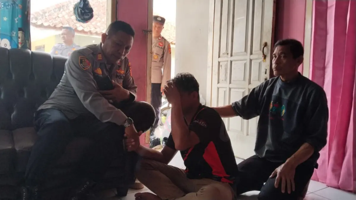 Terjepit Ekonomi dan Miras, Pedagang Cilok Nekat Mau Loncat dari Jembatan Cirahong Tasikmalaya percobaan bunuh diri di Jembatan Cirahong