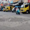 perbaikan Jalan Lingkar Pasar Cikurubuk