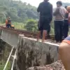jenazah pemuda ditemukan di jembatan kereta api Ciawi