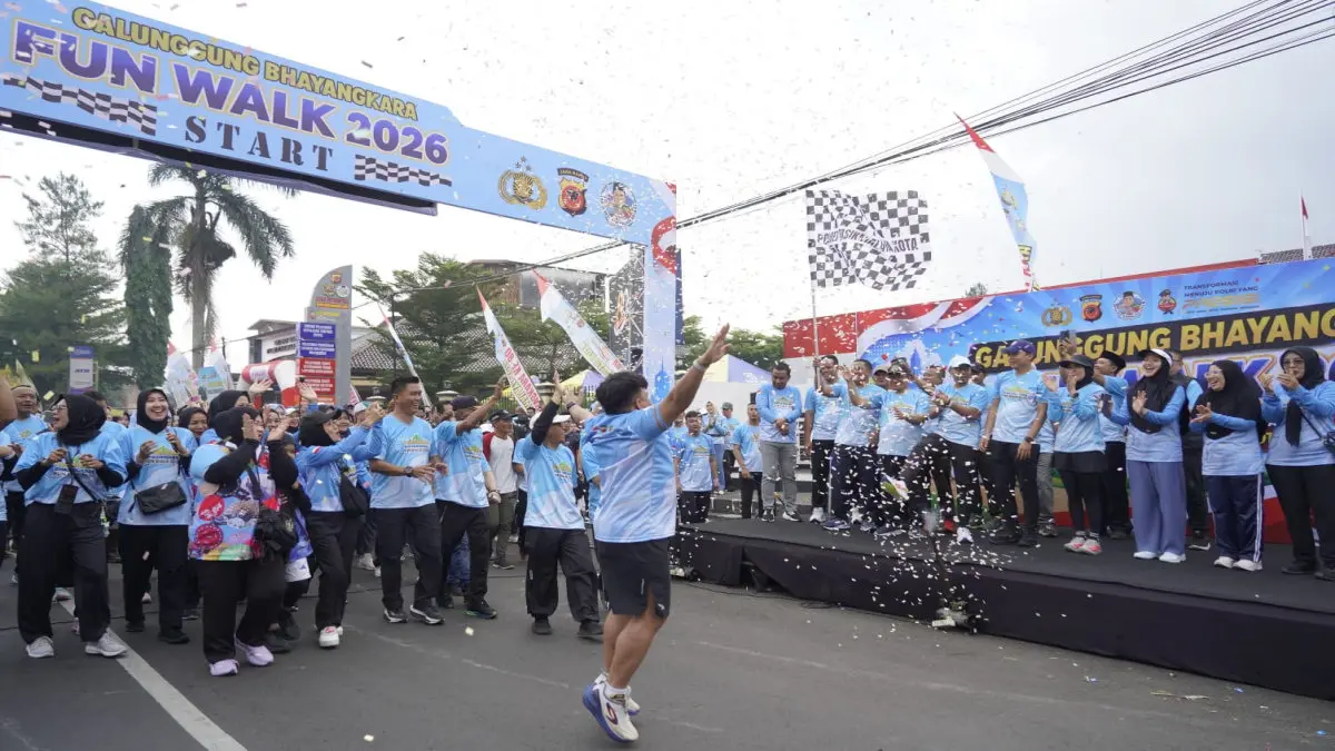 Galunggung Fun Walk Satukan Polisi dan Warga Tasikmalaya Galunggung Fun Walk 2026 Tasikmalaya